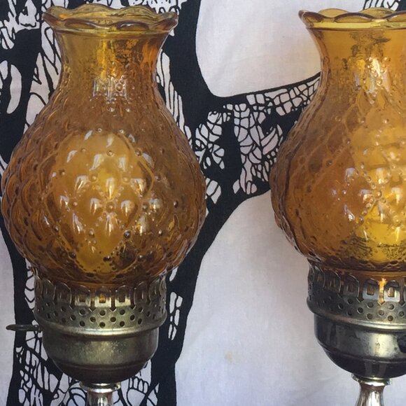 78-(VHD) Vintage. Home Decor. Amber. Glass. Hurricane Lamps. - Picture 3 of 15